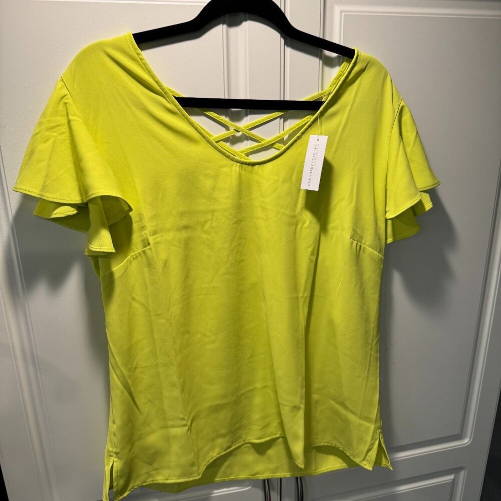 New Light Green Blouse New York & Co SIze Large -Sleeveless